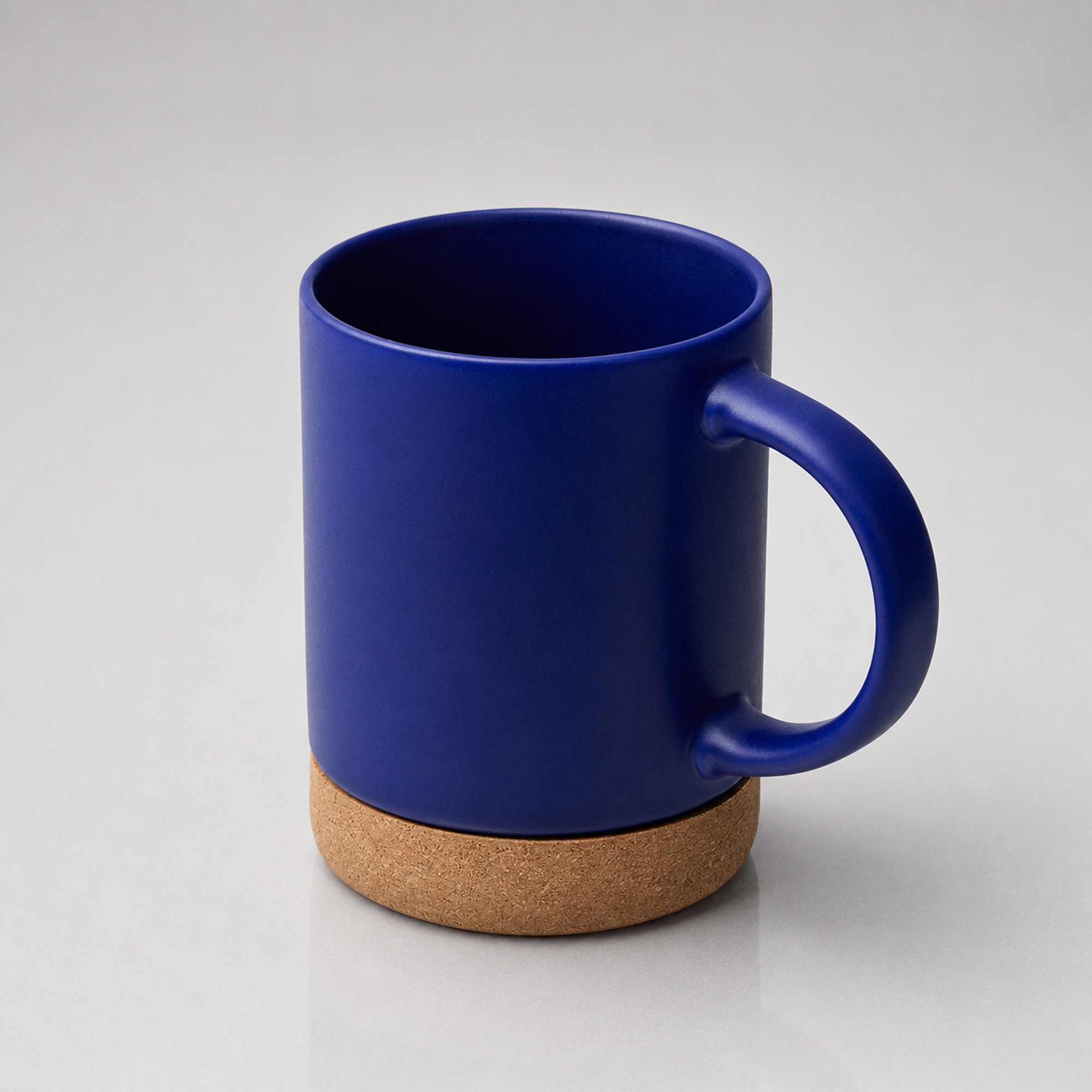 синий